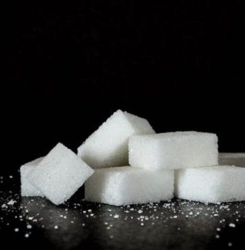 NEMOJTE IH JESTI: Stogodišnja onkologinja otkriva dvije namirnice koje nikada ne stavlja na tanjur NEMOJTE IH JESTI: Stogodišnja onkologinja otkriva dvije namirnice koje nikada ne stavlja na tanjur - featured image