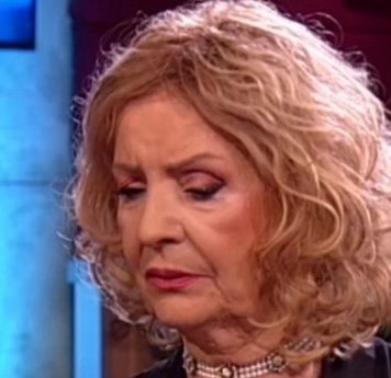 Lepa Lukić NIJE srpkinja! Evo šta će joj pisati na spomeniku! Cijelo vrijeme nas je lagala, a evo koliko ima GODINA Lepa Lukić NIJE srpkinja! Evo šta će joj pisati na spomeniku! Cijelo vrijeme nas je lagala, a evo koliko ima GODINA - featured image