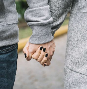 Nataša je bila konobarica kada se moćni šeik zaljubio u nju “Rodila sam mu kćerku i imala život iz bajke, a onda…”