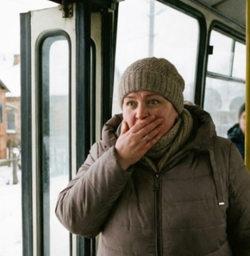 „Ne ulazi u auto sa mužem“:Ovo je pitanje života i smrti. Sve ćeš razumeti kad vidiš ko će biti u tom autobusu.“ I tako, kad sam ušla u autobus, zaledila sam se… 😲😲😲