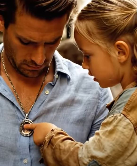 Bio sam najsrećniji čovek na svetu, dok mi beskućničko dete nije prišlo, pokazalo na moju ogrlicu i šapnulo tri reči koje su mi presekle dah - featured image Bio sam najsrećniji čovek na svetu, dok mi beskućničko dete nije prišlo, pokazalo na moju ogrlicu i šapnulo tri reči koje su mi presekle dah - featured image