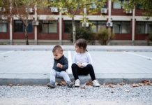 Brat i sestra od 3 i 7 godina pobegli od kuće: Svi su se šokirali kad je otkriveno…