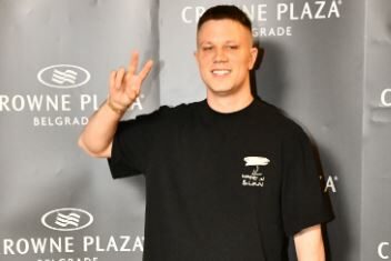 Za dlaku izbjegao smrt: Relja Popović progovorio o POKUŠAJU UBISTVA, pjevač ostao bez bubrega i slezine