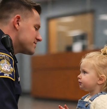 Mala devojčica došla je u policijsku stanicu da prizna ozbiljan zločin, ali ono što je rekla potpuno je šokiralo policajca.