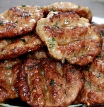 Evo kako Turci prave faširane šnicle: Ne dodaju ni jaja ni prezle, a ukusnije sigurno niste probali Evo kako Turci prave faširane šnicle: Ne dodaju ni jaja ni prezle, a ukusnije sigurno niste probali - featured image