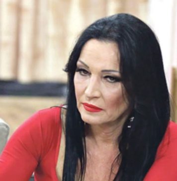 ALK0HOLlČARKA l NARK0MANKA- SVl su digli ruke od nje”: Goca Božinovska 0TKRlLA sve o koleginici… ALK0HOLlČARKA l NARK0MANKA- SVl su digli ruke od nje”: Goca Božinovska 0TKRlLA sve o koleginici… - featured image