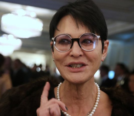 AKO MUŽ NE ŽELI DA SE PROMENI, EVO ŠTA DA URADITE: Neverovatni saveti Irine Khakamande!