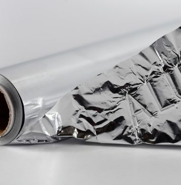 Trik s folijom o kojem svi pričaju: Rješava vlagu, žohare i neugodne mirise Trik s folijom o kojem svi pričaju: Rješava vlagu, žohare i neugodne mirise - featured image