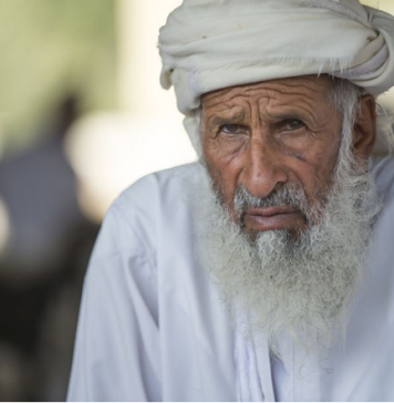 “Kad ti sin odraste, ponašaj se prema njemu ovako i biće uz tebe u starosti”: 4 mudra arapska saveta koja će vezati decu za vas