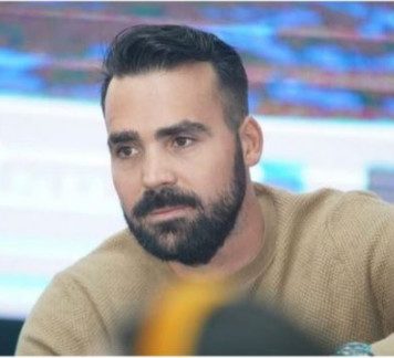 ČUVENA SRPKINJA BILA POZNATIJA OD LEPE BRENE: Ne možete zamisliti ko je MAJKA Baće iz “Južnog vetra”, Juga je OBOŽAVALA ČUVENA SRPKINJA BILA POZNATIJA OD LEPE BRENE: Ne možete zamisliti ko je MAJKA Baće iz “Južnog vetra”, Juga je OBOŽAVALA - featured image