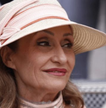 Mamin ponos i najveće blago: Pogledajte u kakvu ljepoticu je izrasla kćerka Ljiljane Jakšić Salvete, dobila je u 52. godini Mamin ponos i najveće blago: Pogledajte u kakvu ljepoticu je izrasla kćerka Ljiljane Jakšić Salvete, dobila je u 52. godini - featured image