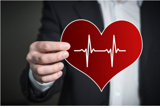 Srčani kirurg upozorava: Nakon 40. odmah izbacite jednu stvar iz života - featured image Srčani kirurg upozorava: Nakon 40. odmah izbacite jednu stvar iz života - featured image