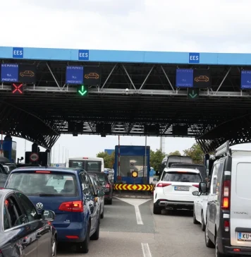 Haos na granici: Hiljade osoba iz BIH I SRBIJE vraćeno sa Hrvatske granice zbog novog sistema kontrole!Ukoliko nemate ovo kod sebe ne krećite na put