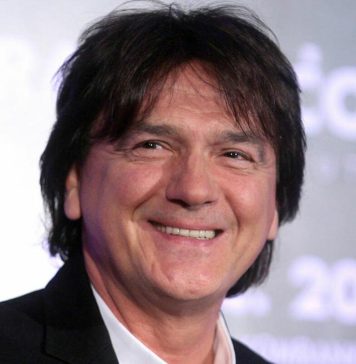 Supruga najvećeg balkanskog pjevača uhvaćena na ulici: Izgleda kao da mu je majka