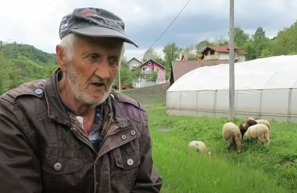 Žena iz Konjević Polja bacila svoju decu, da bi mogla da se preuda: Nakon par godina sina je srela ispred prodavnice i šokirala ga reakcijom