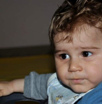 AUTIZAM SE NE POJAVLJUJE PREKO NOĆI: Ovi sitni signali u ponašanju djeteta prvi su alarm