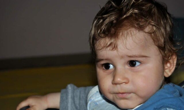 AUTIZAM SE NE POJAVLJUJE PREKO NOĆI: Ovi sitni signali u ponašanju djeteta prvi su alarm