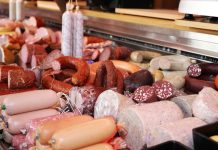 Uništava creva i izaziva upale: Mnogi od nas jedu na kilograme ovog mesa svake godine