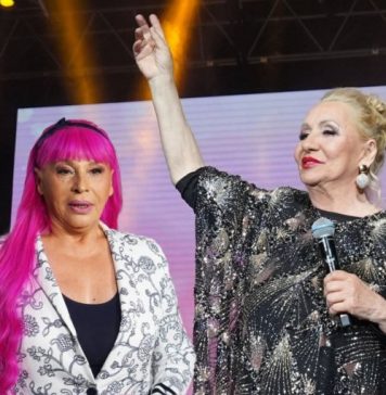 ŠTA SE SAD DEŠAVA SA ZORICOM BRUNCLIK? Vesna Zmijanac šokirala javnost!KOSA JOJ OTPALA SKROZ!!! ŠTA SE SAD DEŠAVA SA ZORICOM BRUNCLIK? Vesna Zmijanac šokirala javnost!KOSA JOJ OTPALA SKROZ!!! - featured image