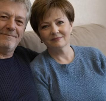 Upoznala sam muškarca od 59 godina i dopustila mu da se useli kod mene — ali kada je moj sin zamolio da ostane nekoliko dana, on se tome usprotivio. Upoznala sam muškarca od 59 godina i dopustila mu da se useli kod mene — ali kada je moj sin zamolio da ostane nekoliko dana, on se tome usprotivio. - featured image