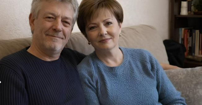 Upoznala sam muškarca od 59 godina i dopustila mu da se useli kod mene — ali kada je moj sin zamolio da ostane nekoliko dana, on se tome usprotivio. Upoznala sam muškarca od 59 godina i dopustila mu da se useli kod mene — ali kada je moj sin zamolio da ostane nekoliko dana, on se tome usprotivio. - featured image