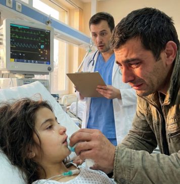 Doktori su rekli da se oprosti od ćerke jer neće dočekati jutro, a on je otišao u kapelu da se posvađa s Bogom Doktori su rekli da se oprosti od ćerke jer neće dočekati jutro, a on je otišao u kapelu da se posvađa s Bogom - featured image