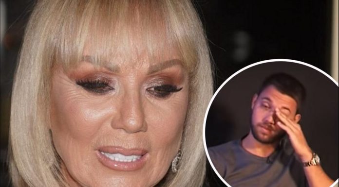 Stefan Živojinović objavio prvu fotografiju posle dve godine: Nekada zgodni sin Lepe Brene, sad pr0paIi nark0man! Ljudi ga zaobilaze na ulici, hodajuci gr0b Stefan Živojinović objavio prvu fotografiju posle dve godine: Nekada zgodni sin Lepe Brene, sad pr0paIi nark0man! Ljudi ga zaobilaze na ulici, hodajuci gr0b - featured image
