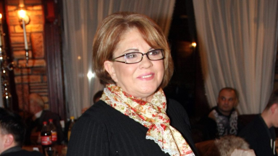 Nekad bila kraljica narodne muzike, svi je voljeli: Evo šta joj se desilo, prava tragedija - featured image Nekad bila kraljica narodne muzike, svi je voljeli: Evo šta joj se desilo, prava tragedija - featured image