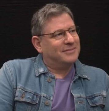 AKO HOĆEŠ DA UPROPASTIŠ KĆERKU, DAJ JOJ JEDAN OD OVIH 10 SAVJETA: Tvrdi psiholog Mihail Labkovski!