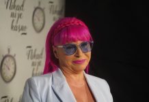 Zorica Brunclik preživela tešku operaciju debelog creva: Ovo su simptomi bolesti koje jasno ukazuju na bolest Zorica Brunclik preživela tešku operaciju debelog creva: Ovo su simptomi bolesti koje jasno ukazuju na bolest - featured image