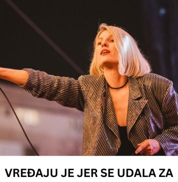 VREĐAJU JE JER SE UDALA ZA SRBINA I RODILA MU DECU: Hrvatska pevačica prolazi kroz AGONIJU VREĐAJU JE JER SE UDALA ZA SRBINA I RODILA MU DECU: Hrvatska pevačica prolazi kroz AGONIJU - featured image