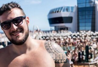 Bio sam na nudističkom kruzeru i doživeo skandal veka: U restoranu su ljudi jeli goli, a onda mi je prišla devojka i pitala… Bio sam na nudističkom kruzeru i doživeo skandal veka: U restoranu su ljudi jeli goli, a onda mi je prišla devojka i pitala… - featured image