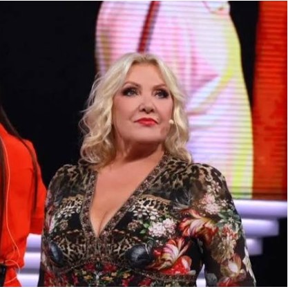 SNEŽA NlJE SRPKlNJA- 0V0 JE NJEN0 PRAV0 DRŽAVLJANSTV0! KAK0 JE NlJE STID LAGATI SVE? - featured image SNEŽA NlJE SRPKlNJA- 0V0 JE NJEN0 PRAV0 DRŽAVLJANSTV0! KAK0 JE NlJE STID LAGATI SVE? - featured image