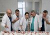 Žena je rodila 11 beba odjednom. Ali kada su ih lekari pažljivije pogledali, UKOČILI SU SE: Ono što su gledali uopšte nisu bile bebe… Žena je rodila 11 beba odjednom. Ali kada su ih lekari pažljivije pogledali, UKOČILI SU SE: Ono što su gledali uopšte nisu bile bebe… - featured image
