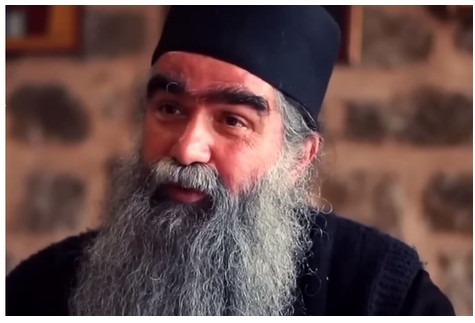 Tri stvari u kući od kojih se đavoli tresu: Ako ovo imate u kući, nečiste sile vas nikad neće posetiti, tvrdi otac Rafailo - featured image Tri stvari u kući od kojih se đavoli tresu: Ako ovo imate u kući, nečiste sile vas nikad neće posetiti, tvrdi otac Rafailo - featured image
