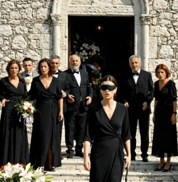 Moja obitelj tražila je od mene da ne dođem na pogreb… jer “izazivam sramotu” zbog svoje slabovidnosti… Moja obitelj tražila je od mene da ne dođem na pogreb… jer “izazivam sramotu” zbog svoje slabovidnosti… - featured image