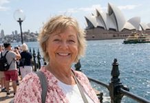 U 69. godini prodala sam svoju kuću da bih putovala po svetu, uprkos protivljenju svoje dece — u Australiji me je jedan muškarac pozvao kod sebe na kafu, ali kada sam ušla u njegovu dnevnu sobu, sledila sam se. 😱 U 69. godini prodala sam svoju kuću da bih putovala po svetu, uprkos protivljenju svoje dece — u Australiji me je jedan muškarac pozvao kod sebe na kafu, ali kada sam ušla u njegovu dnevnu sobu, sledila sam se. 😱 - featured image