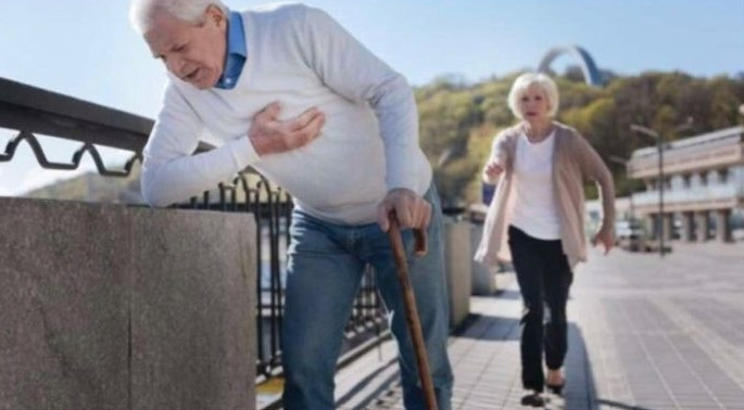 POSLIJE 60. TO NIKAKO NE SMIJETE DA JEDETE, MOŽE BITI KOBNO ZA SRCE: Stavljate ga svaki dan U RUČAK - featured image POSLIJE 60. TO NIKAKO NE SMIJETE DA JEDETE, MOŽE BITI KOBNO ZA SRCE: Stavljate ga svaki dan U RUČAK - featured image