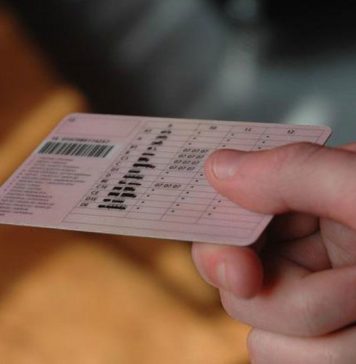 Stigla odluka o vozačkim dozvolama za osobe starije do 50 godina! Ukoliko imate OVOLIKO godina, završili ste svoje.. Stigla odluka o vozačkim dozvolama za osobe starije do 50 godina! Ukoliko imate OVOLIKO godina, završili ste svoje.. - featured image
